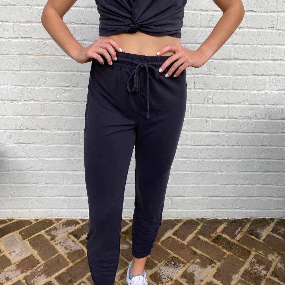 Express joggers crop ruched black XS - Picture 3 of 12
